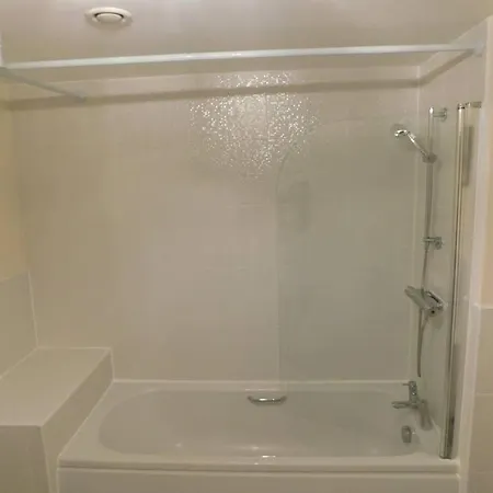 Amila House Manchester, Modern, Spacious, Sleeps 9 With Parking Exterior foto